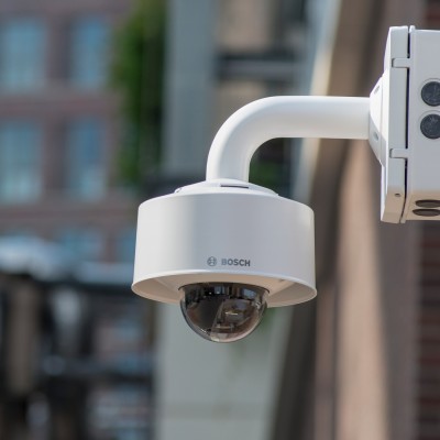 Caméra de surveillance extérieure Bosch